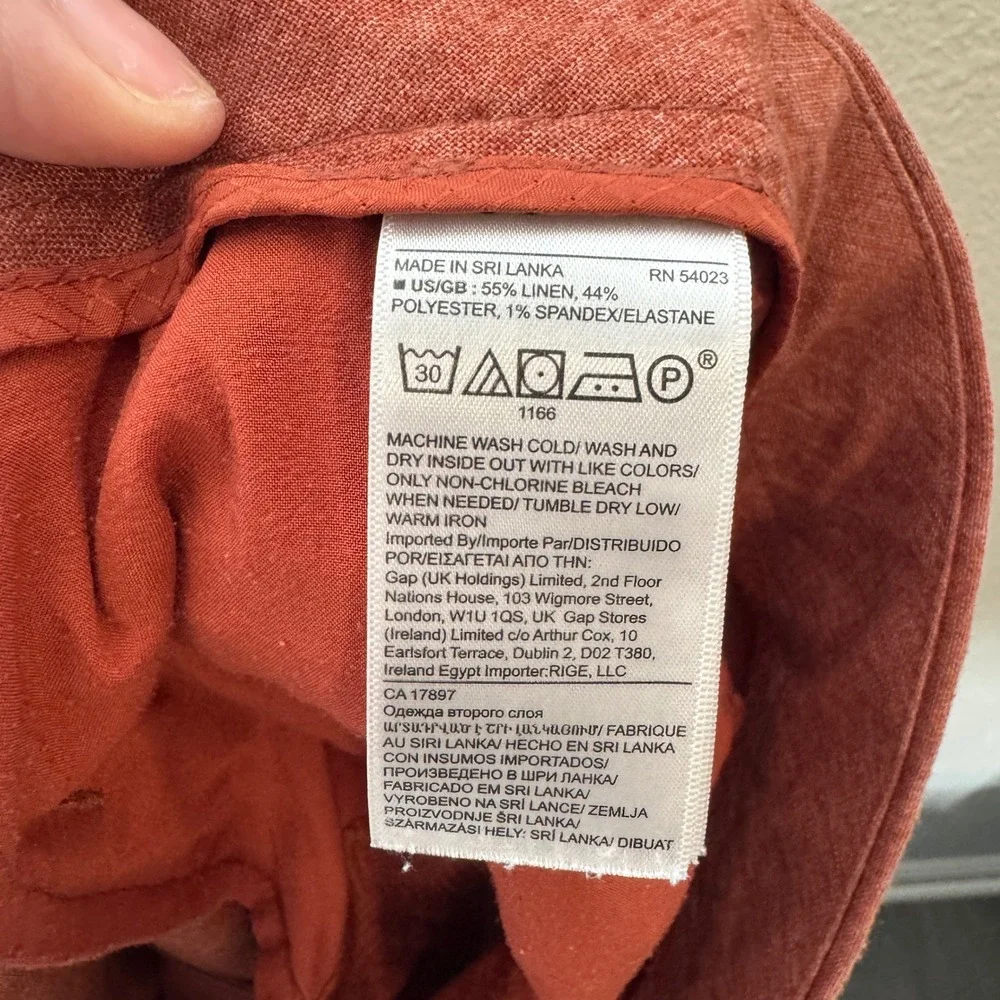 Banana Republic Mens 9